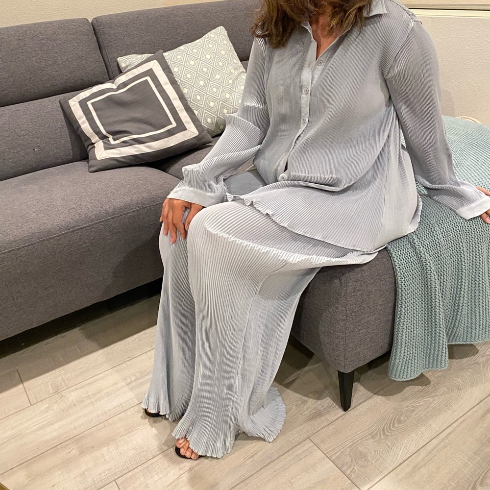 Elegant Women's Silver Jumpsuit